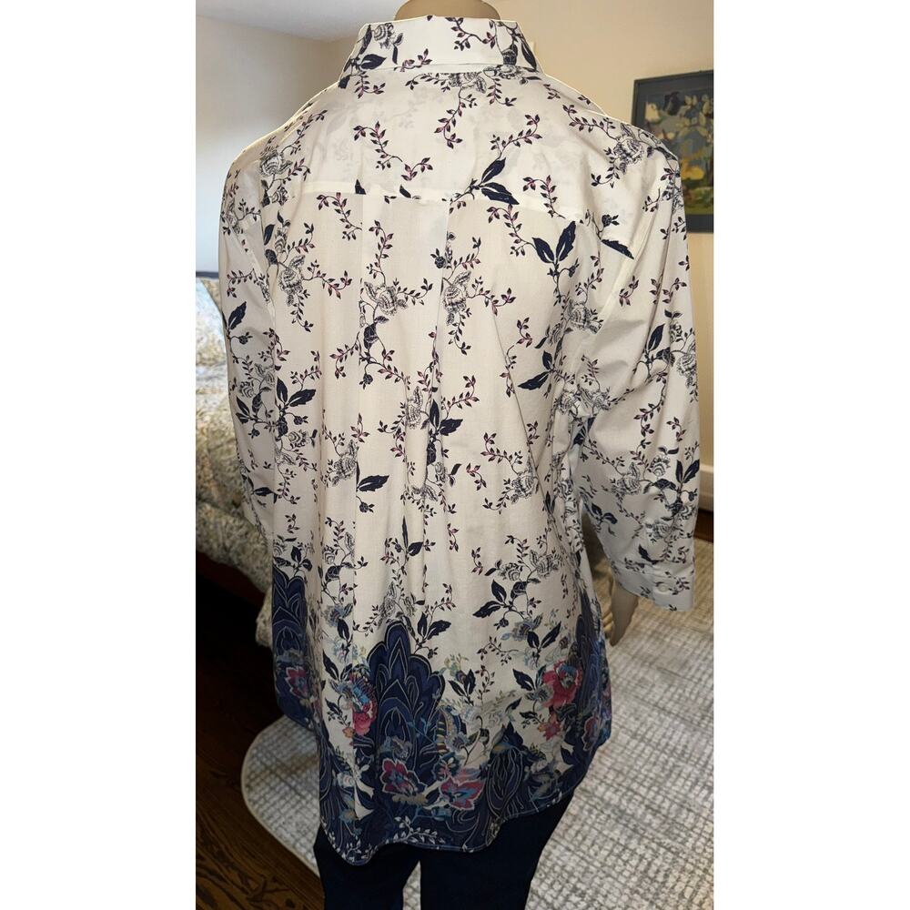 Chicos No-Iron Stain Shield Floral Border Print Shirt White Blue Pink Size 3 XL